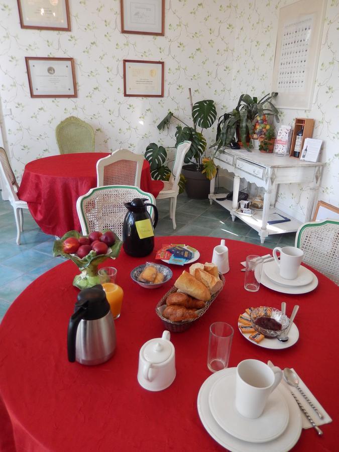 Bed and Breakfast Chateau Rousselle Saint-Ciers-de-Canesse Экстерьер фото
